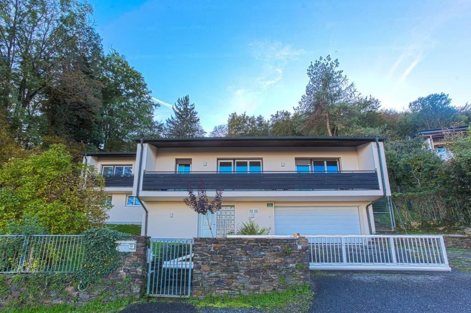 Perfect View - Quiet and Family Friendly