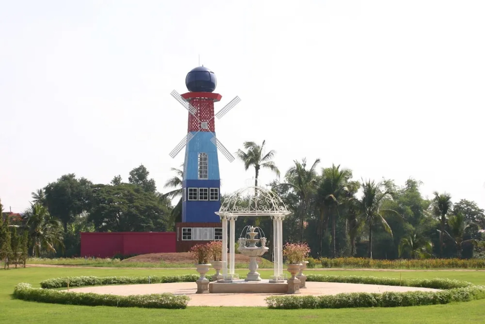 Prompiram Suannam & Golf Club