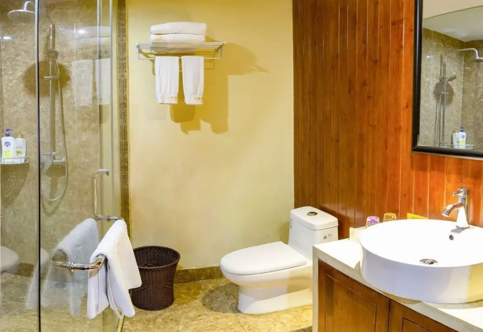 The Family Hotel In Yangshuo County