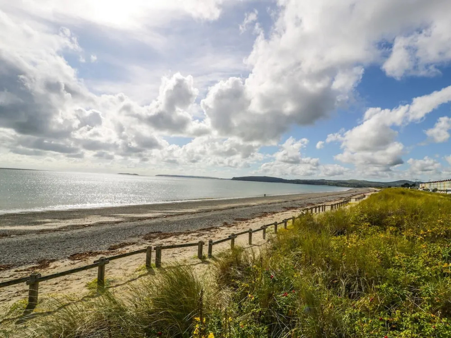 Apartment 1, 10 Marian y Mor