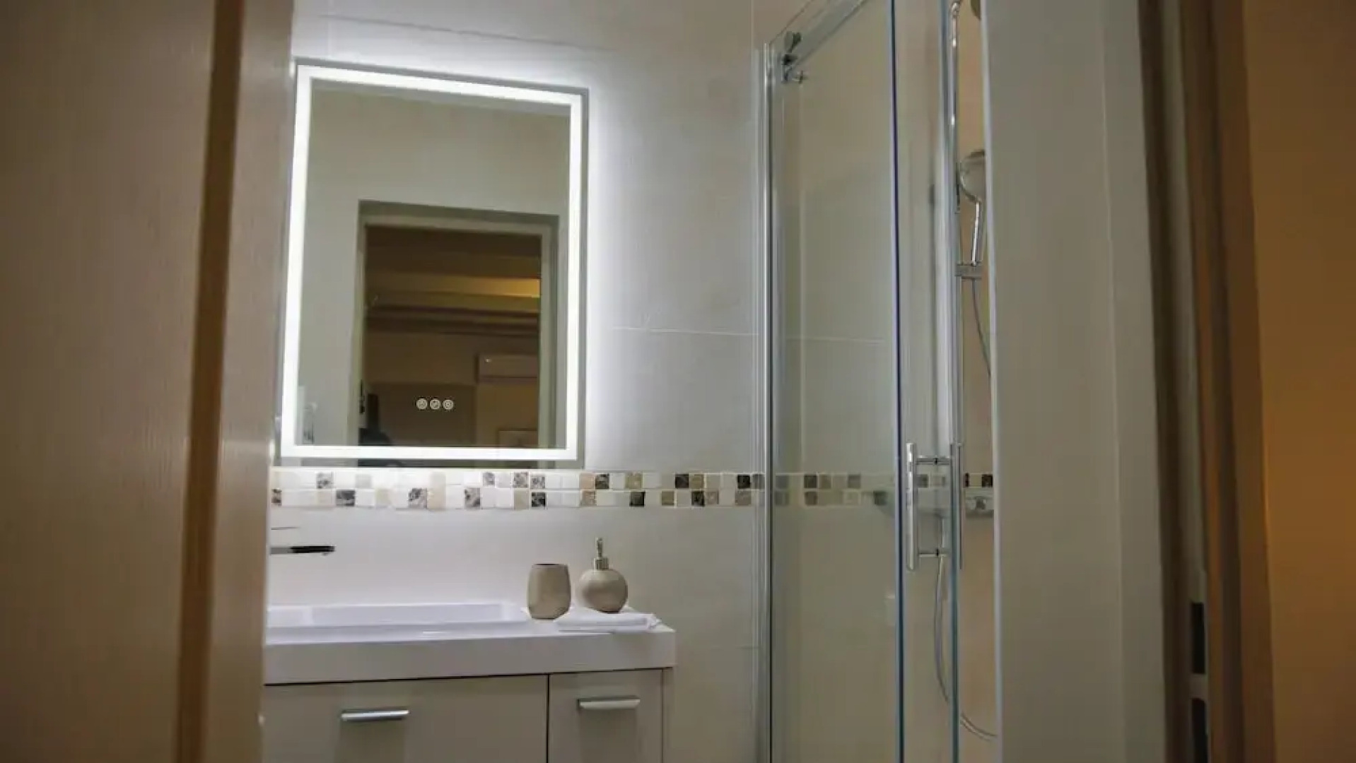 Nouveau - En plein centre de l'Isle Adam