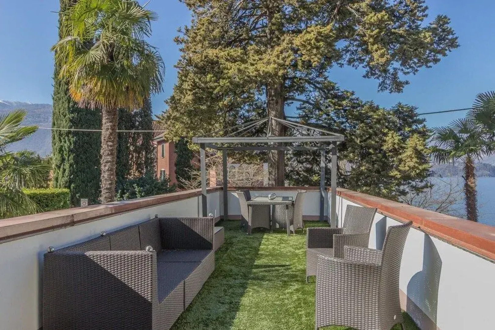 Belle Epoque Apartment Lierna