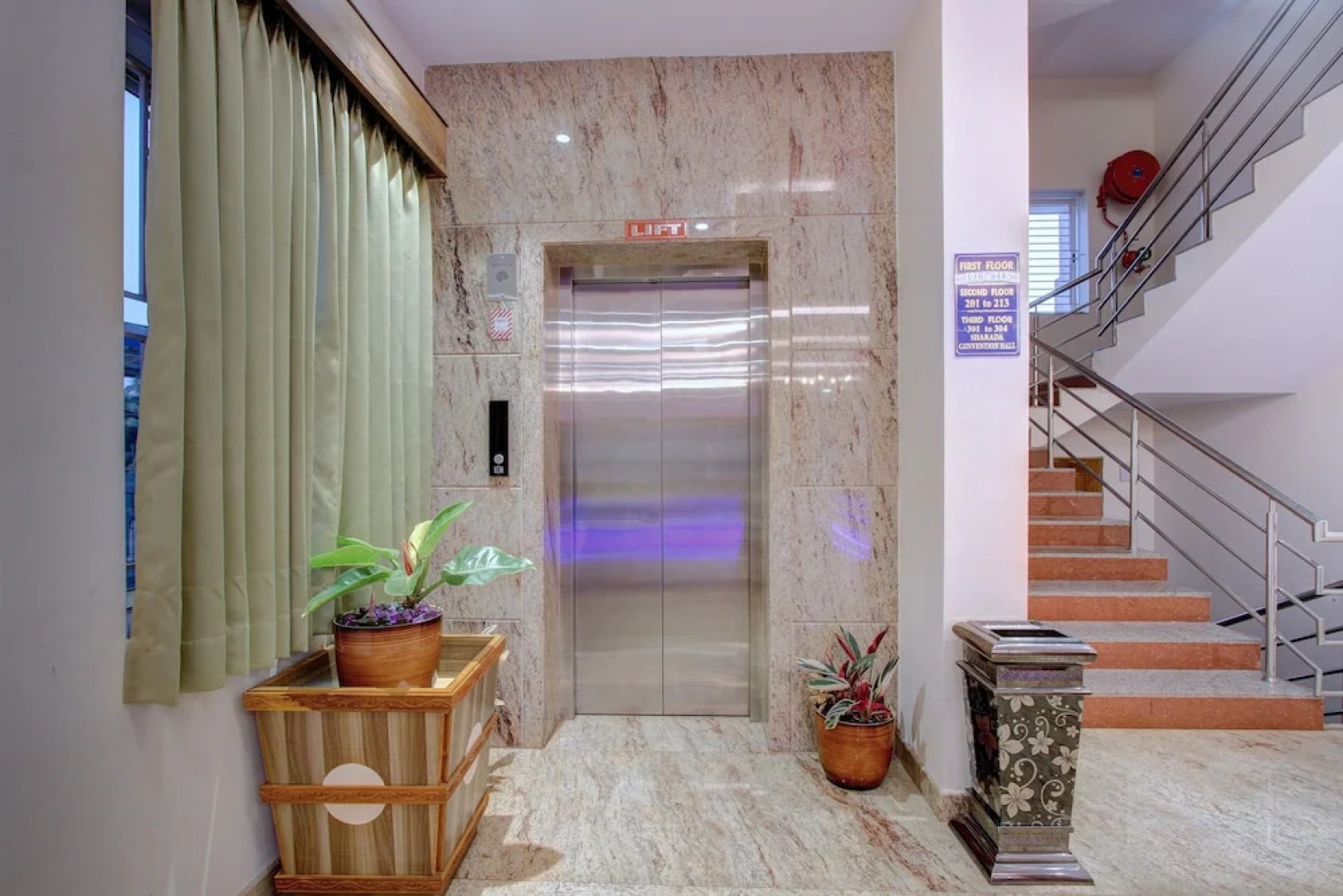 Hotel Ambika International by OYO Rooms