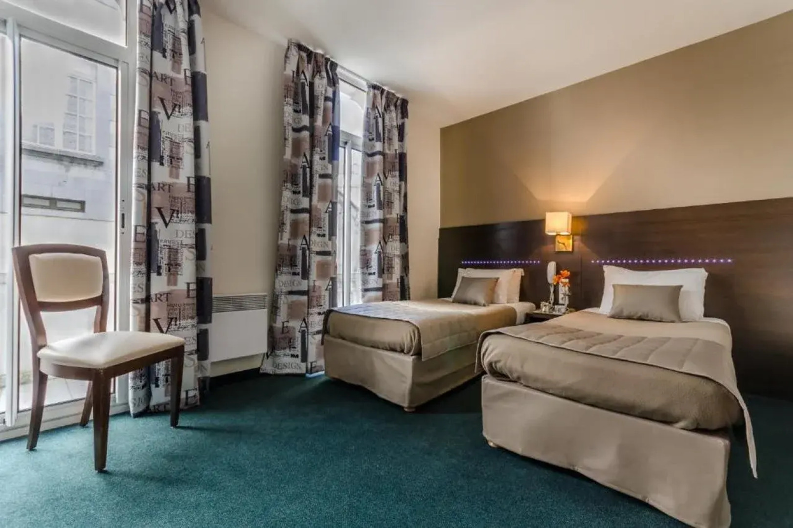 Hôtel Croix des Bretons Lourdes Pyrénées