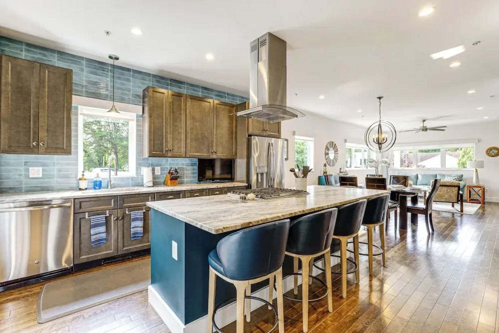 Near Solomons Island Boardwalk: Home w/ Hot Tub!