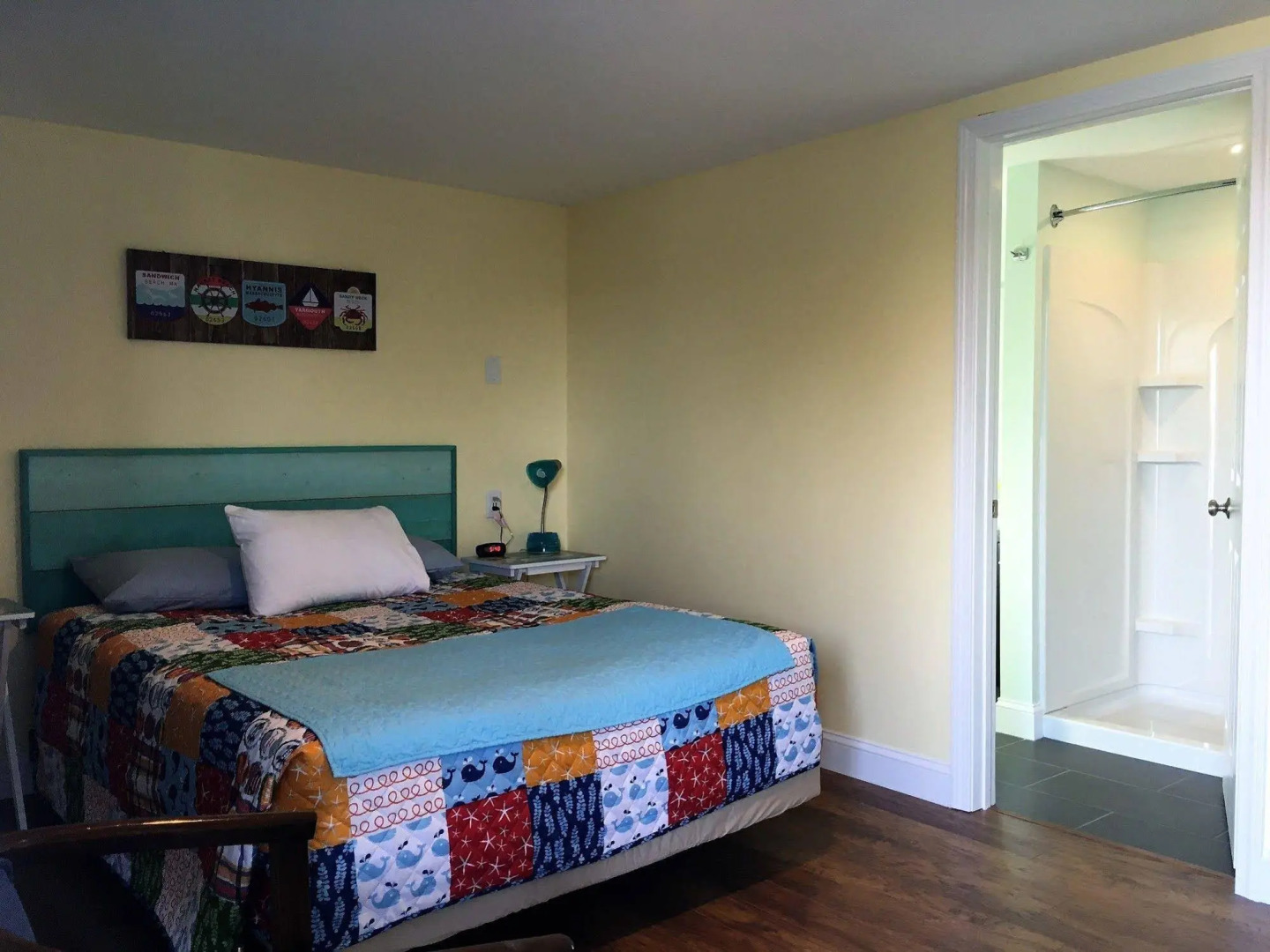 The Hyannis Star Motor Inn