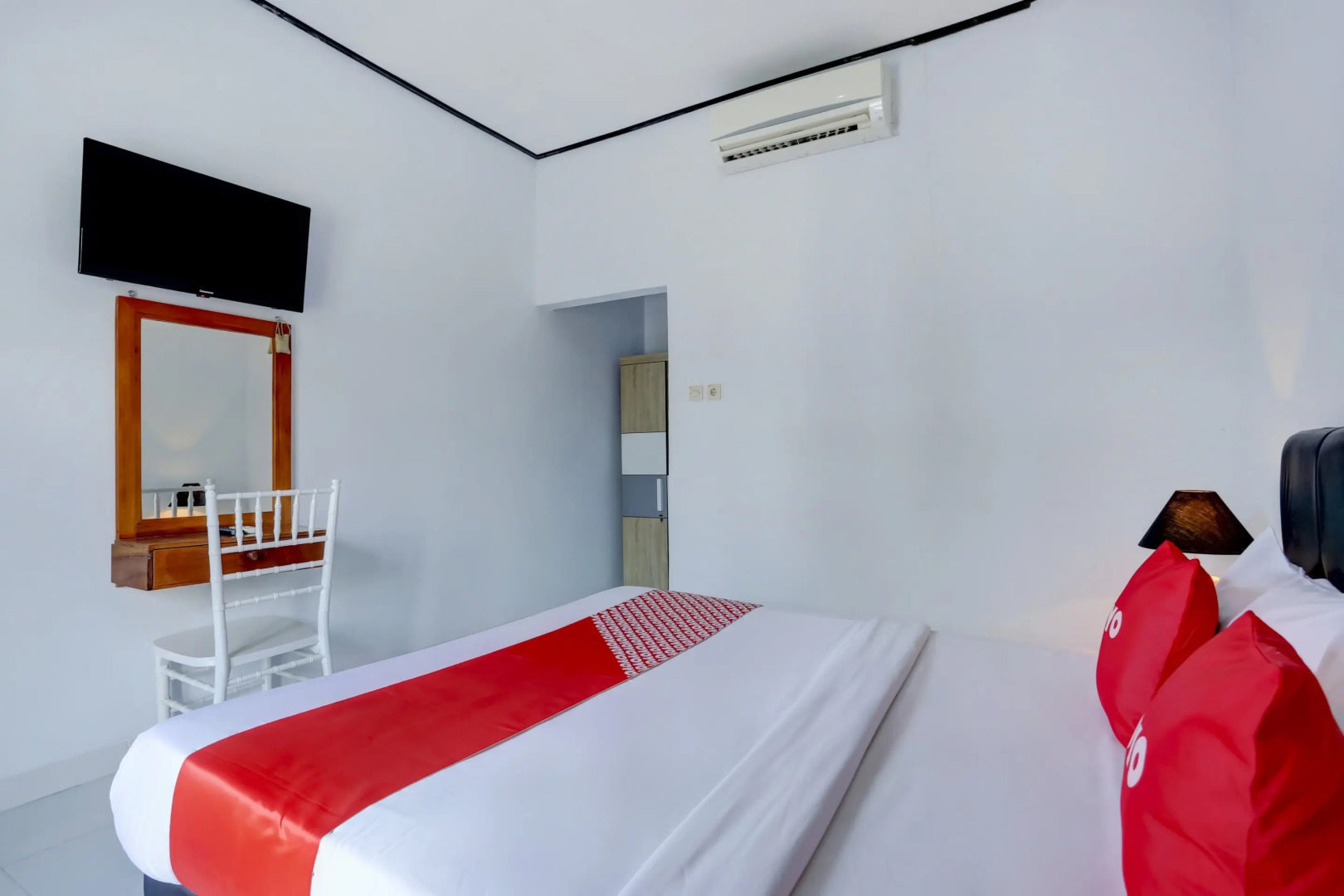 Bahtera Guest House by OYO Rooms