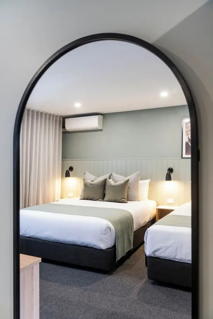 The Clairfield Hotel