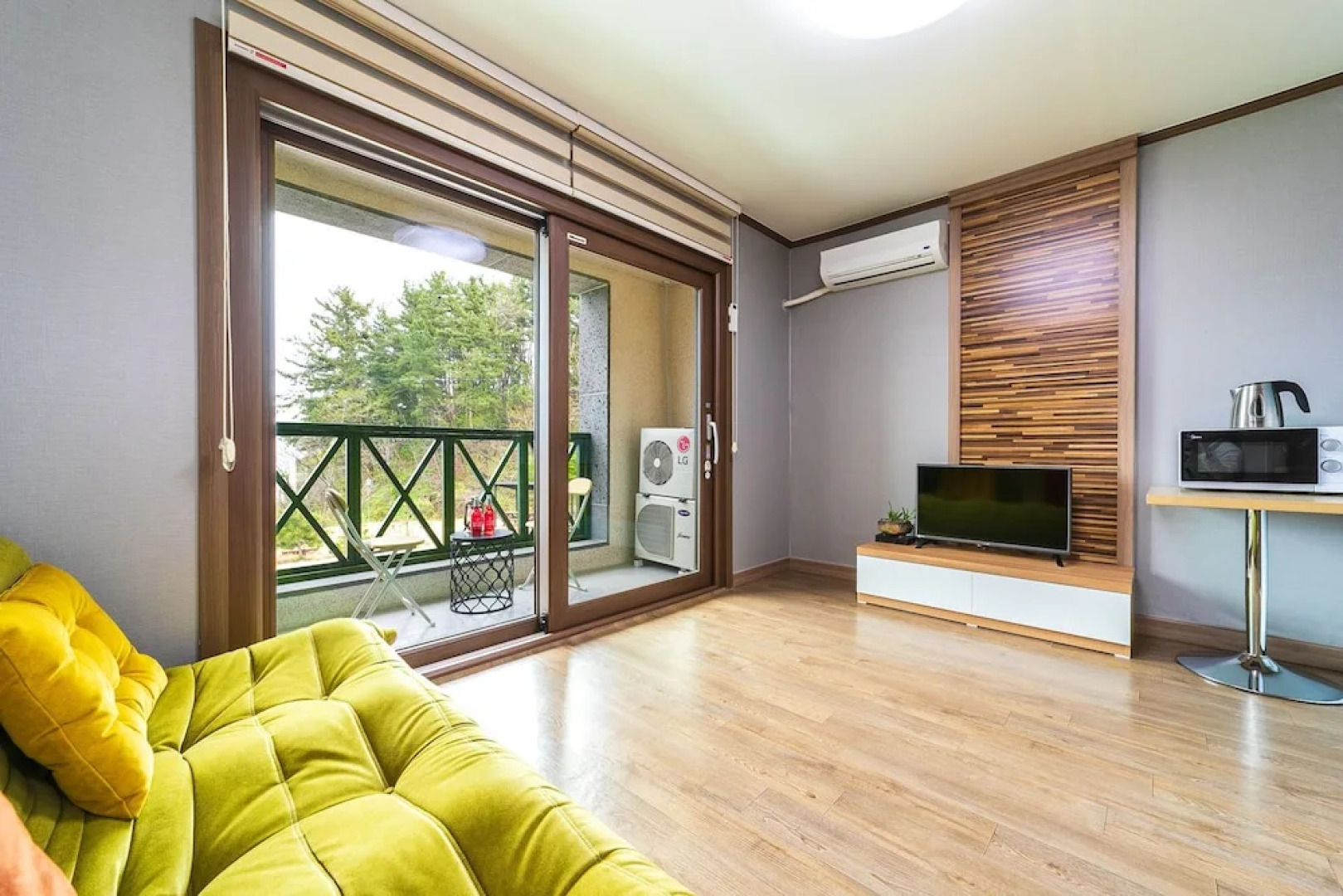 Uljin Dolbit Pension