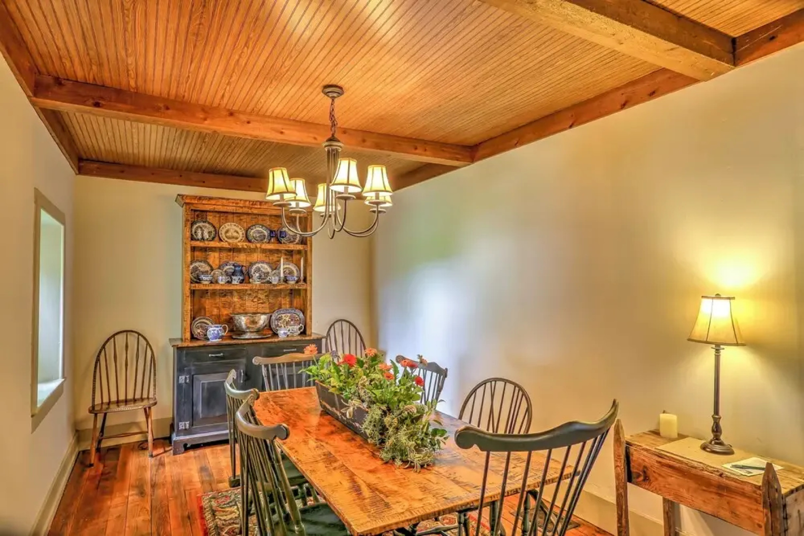 Historic Ottawa Lake House: Deck, Barn + 96 Acres!
