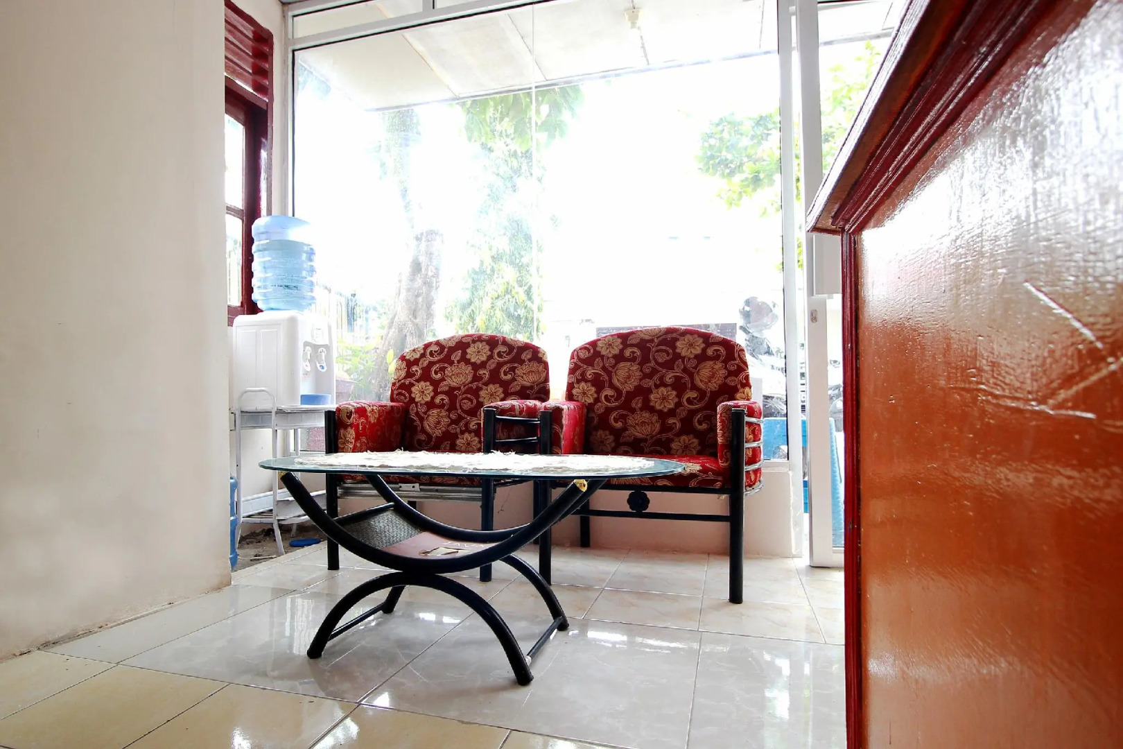 OYO 2647 Anissa Guest House