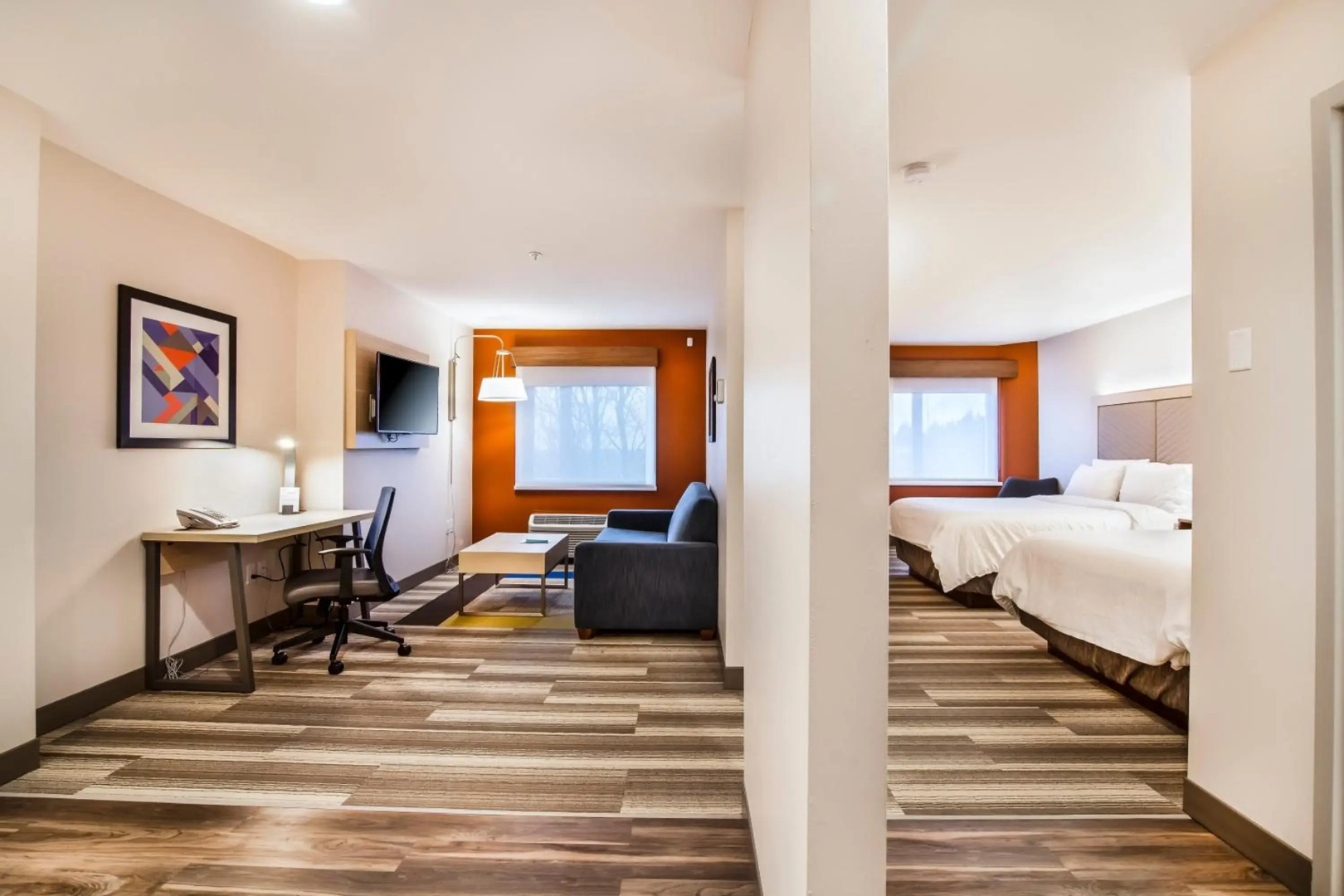 Holiday Inn Express & Suites Langley by IHG