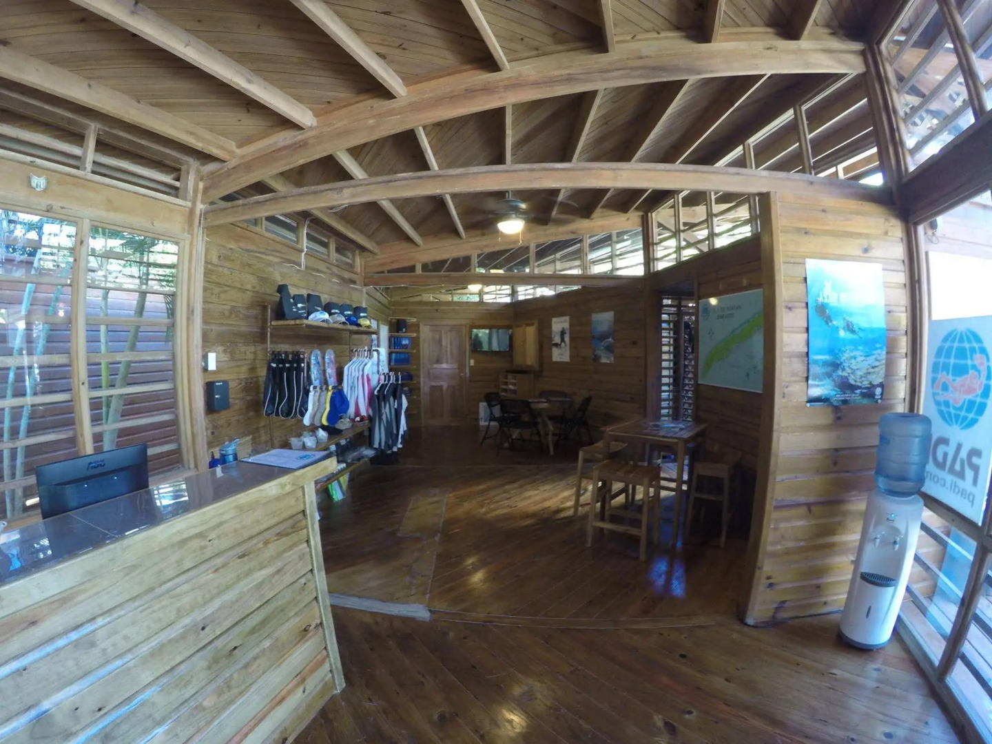 Paradise Beach Hotel & Resort