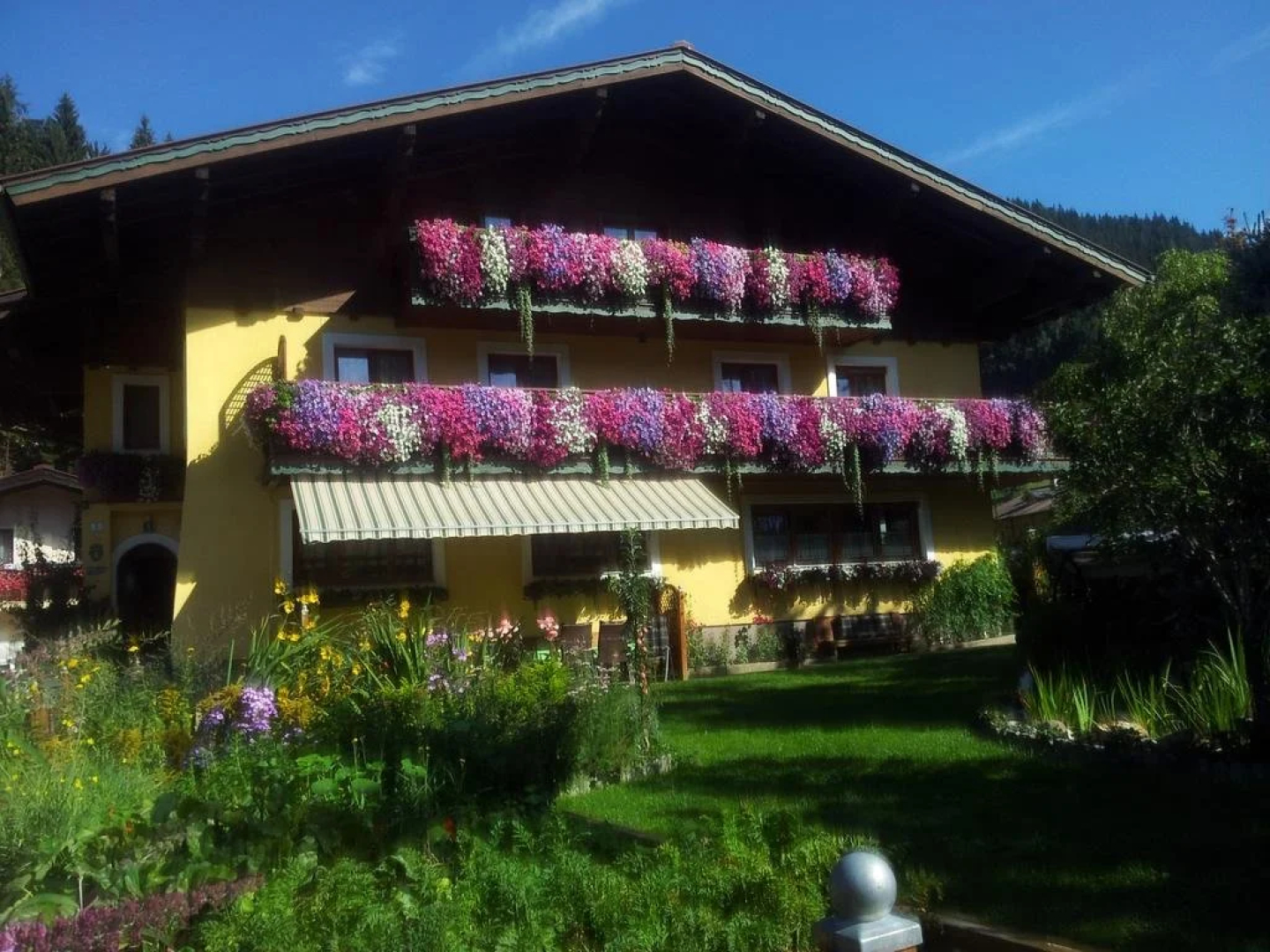 Haus am Bach