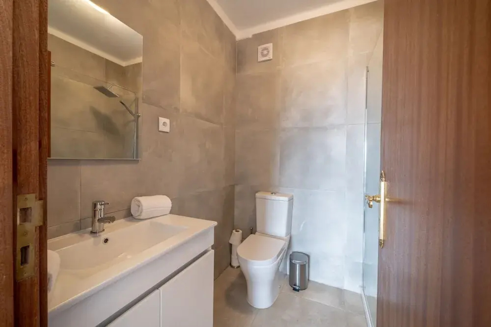 House and People - Apartamento Espaçoso