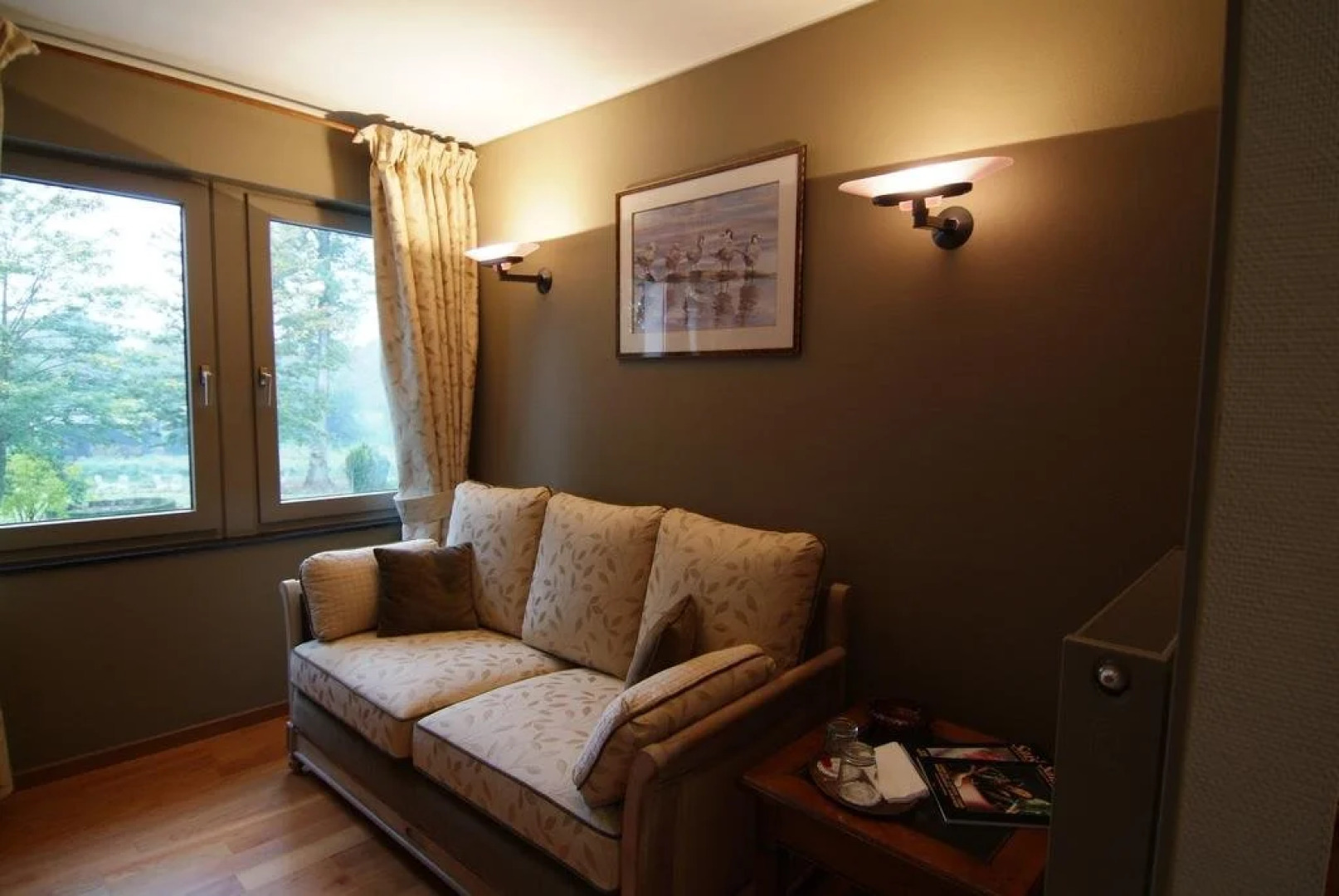 La Roseraie. Gaume-Ardenne-lacuisine sur Semois.