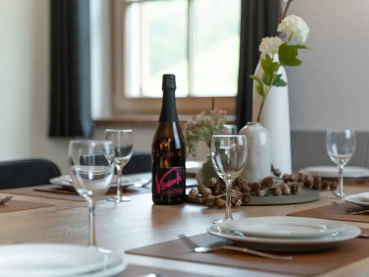 Detached Chalet w Combi Sauna, Near Ski Lift, Haus Liene