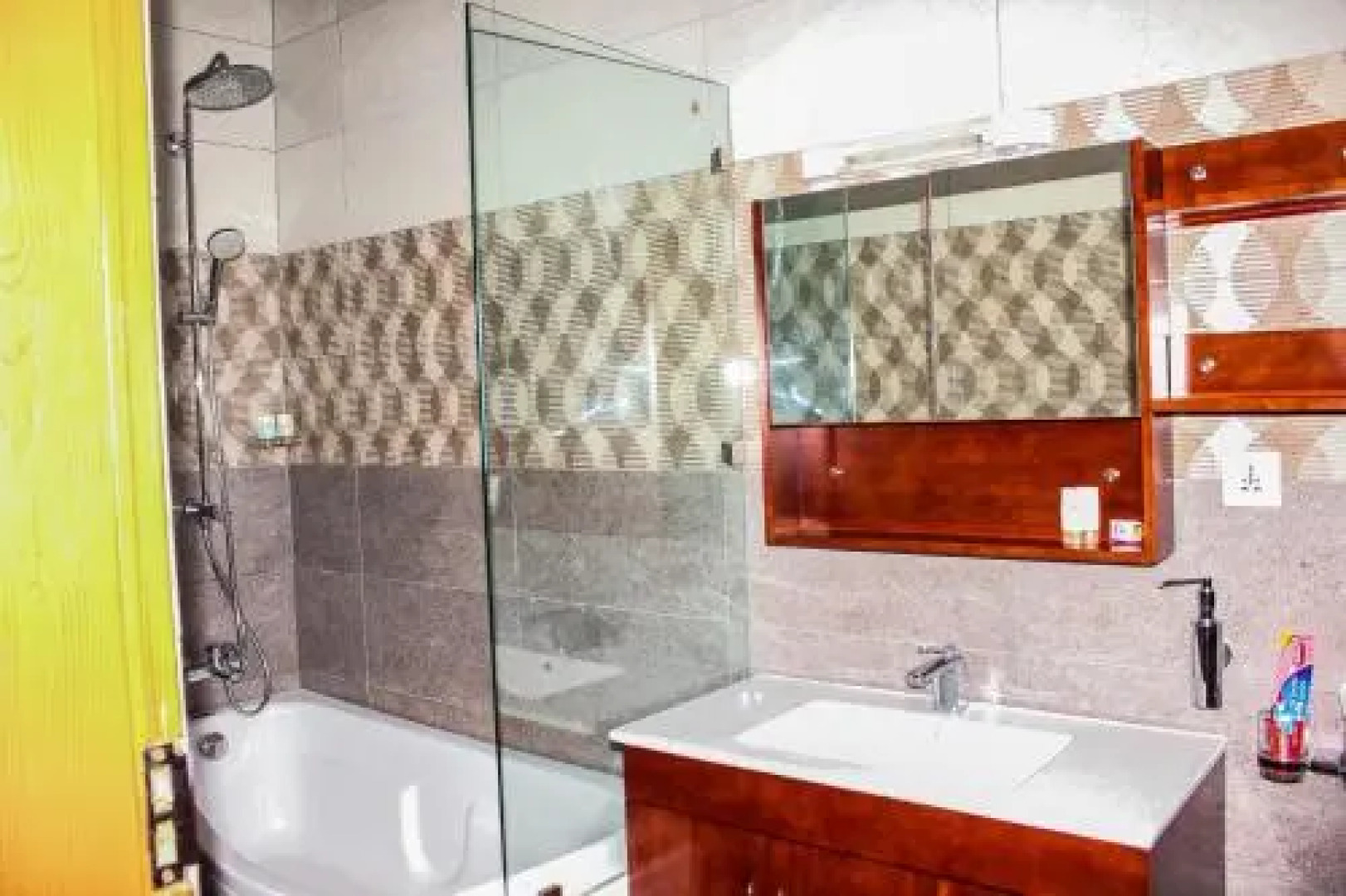 Sea View Beach Resort