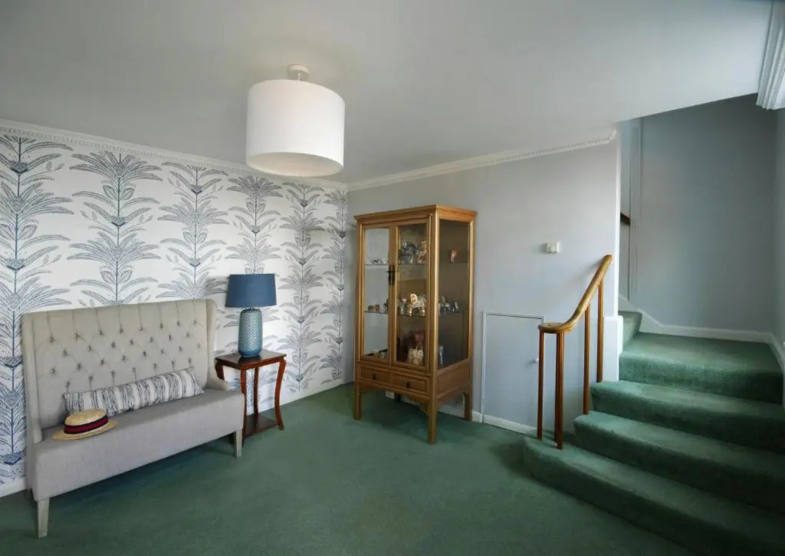 Montpellier House Centrally Located Large Garden - From 300 Per Night