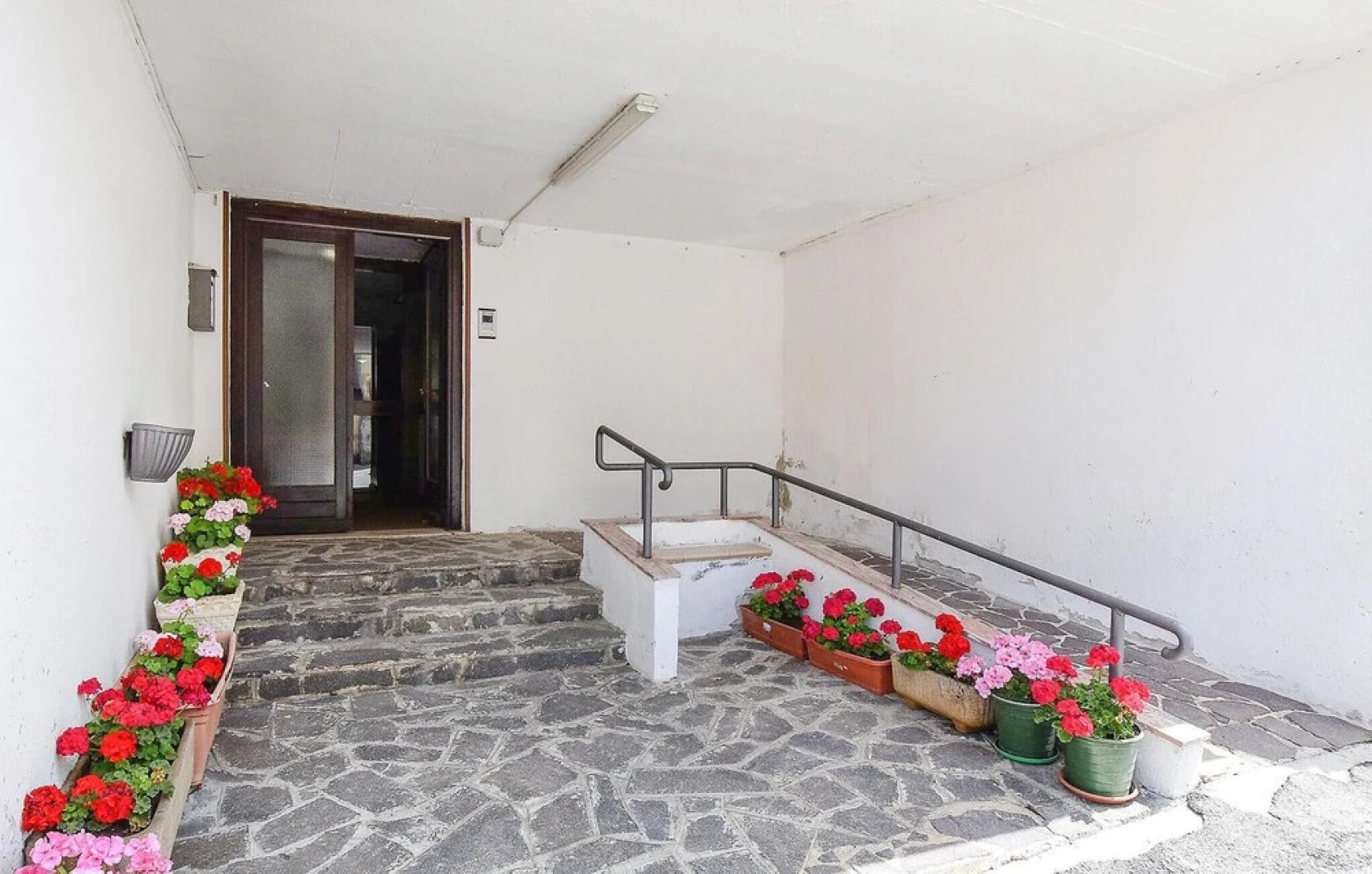 Beautiful Apartment in San Massimo With 2 Bedrooms and Wifi