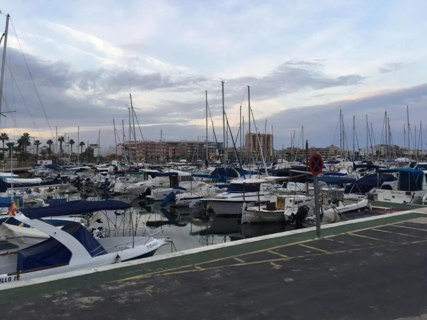 New Modern Immaculate 2 Bed 6 guestApartment Bobby