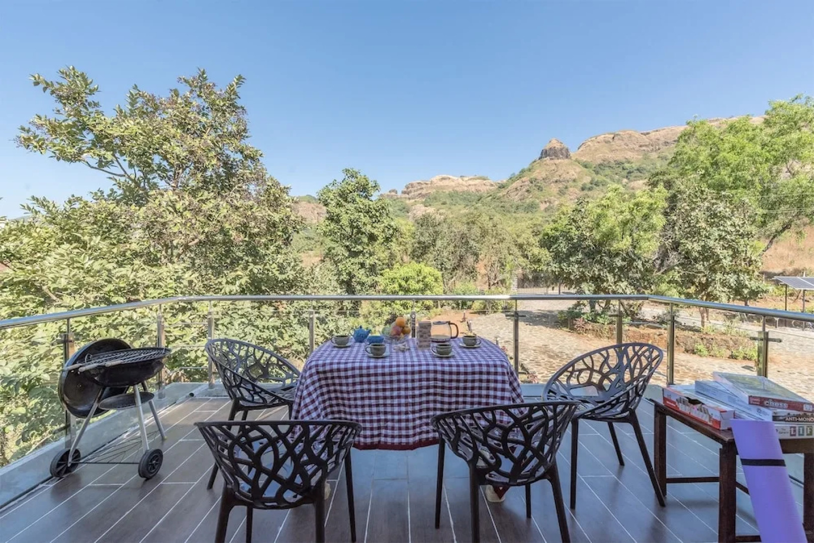 CosmicStays Afita Mohari-Solar Powered Lakehouse