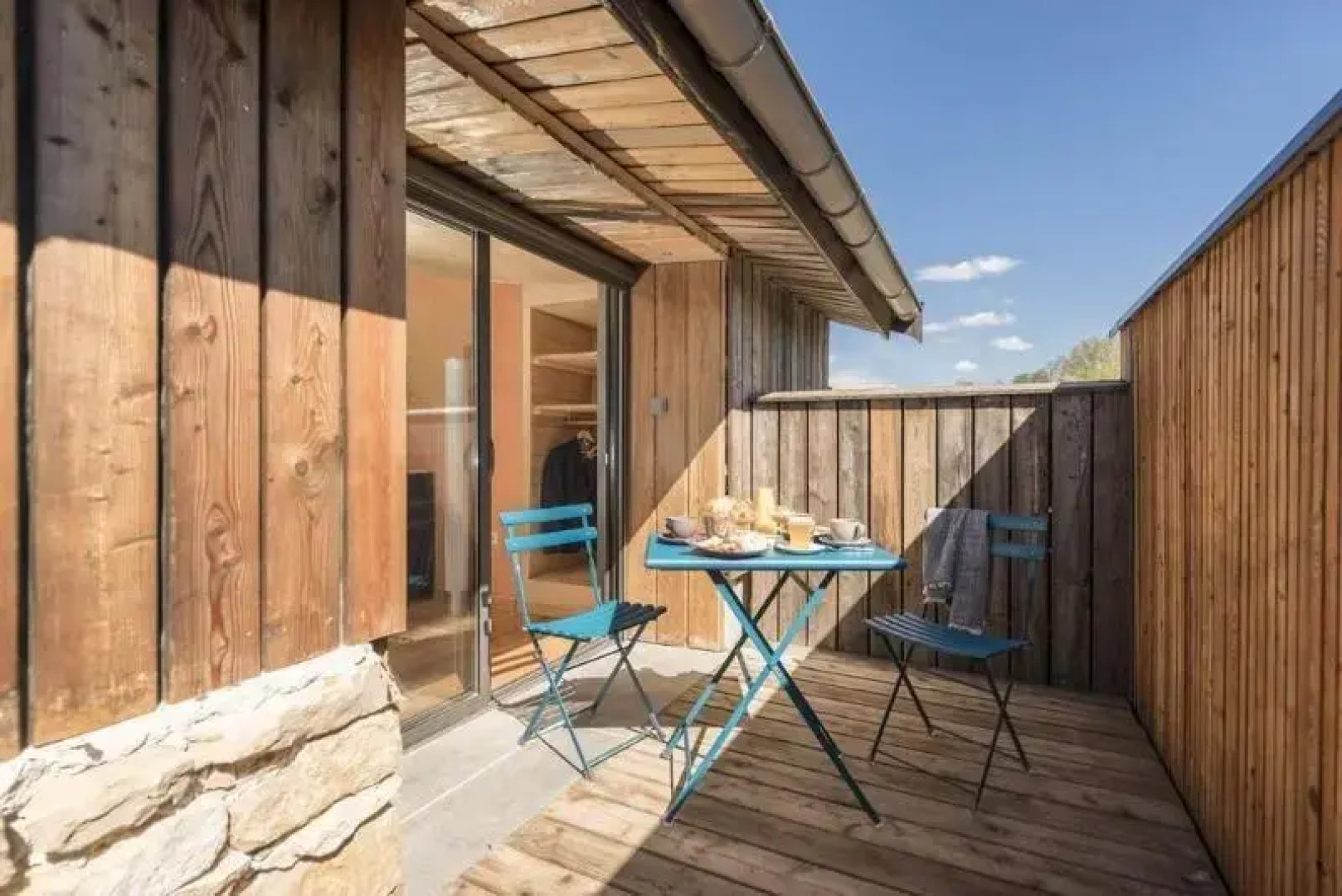 Puravida Lodge and Apparts