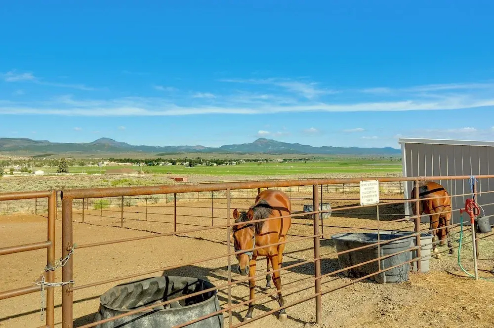Ranch Escape w/ Patio ~ 21 Mi to Bryce Canyon