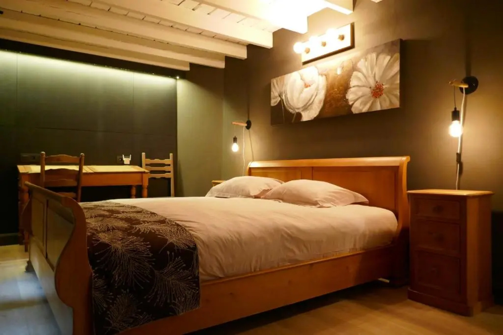 Au Coquelicot : Gite Cosy Pour 8 Pers. Avec Jardin