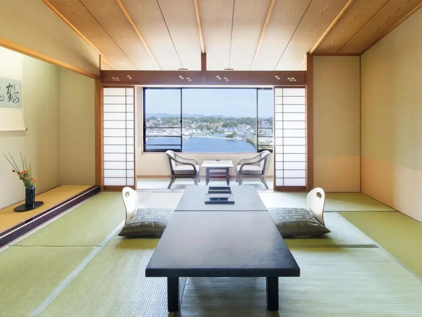 Hamanako Wanwan Paradise Hotel