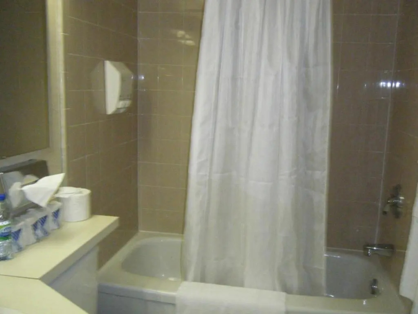 Claymore inn & Suites