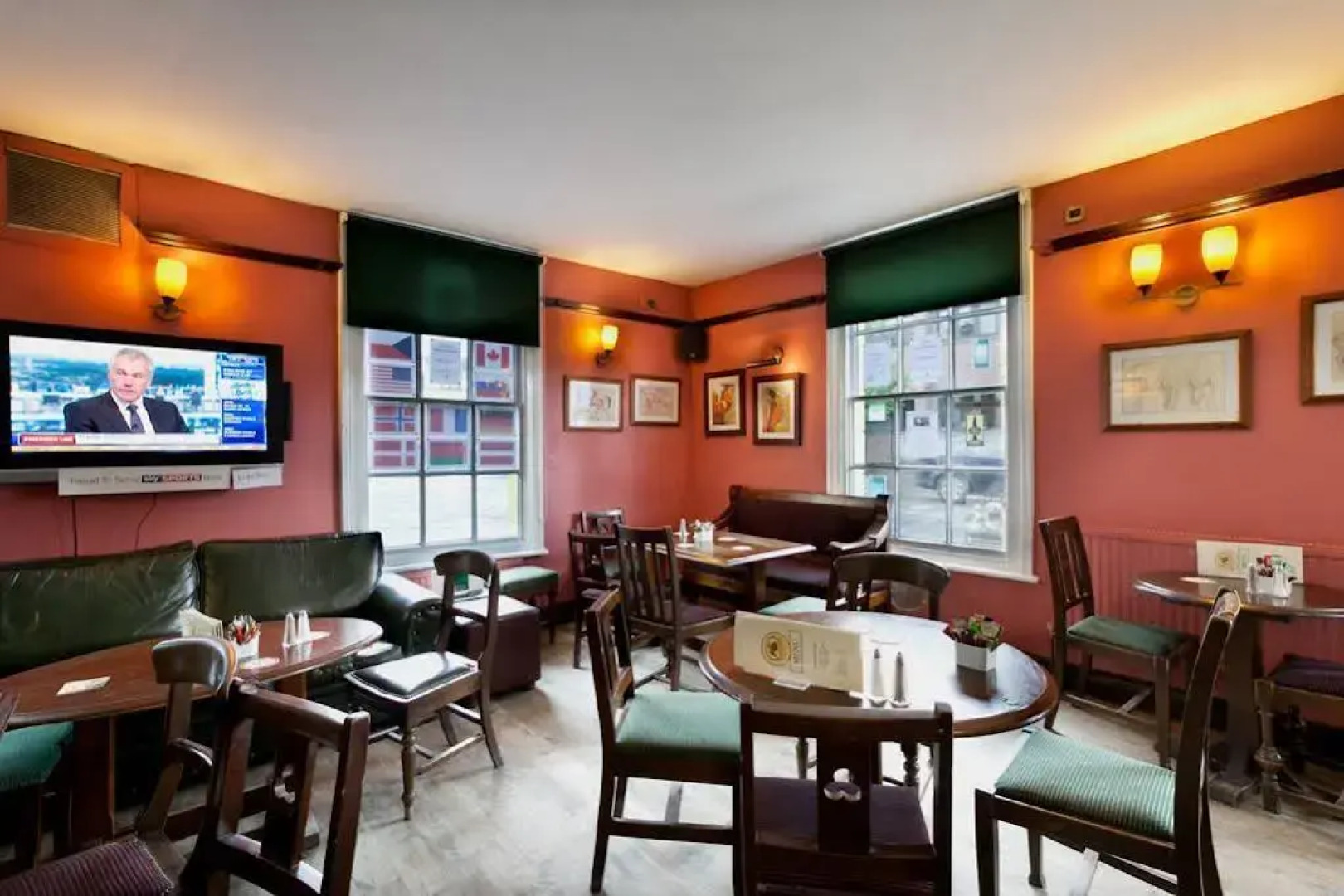 The Earl of Derby - Inn