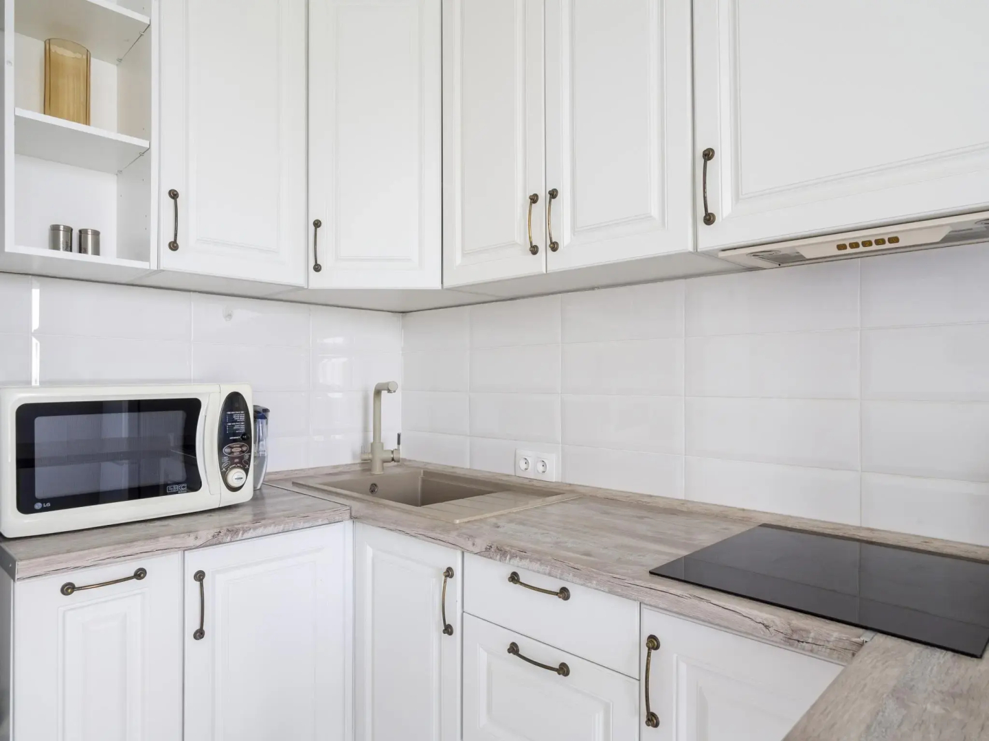 Mira.Apartments (Мира Апартментс) на улице Кастанаевская 65