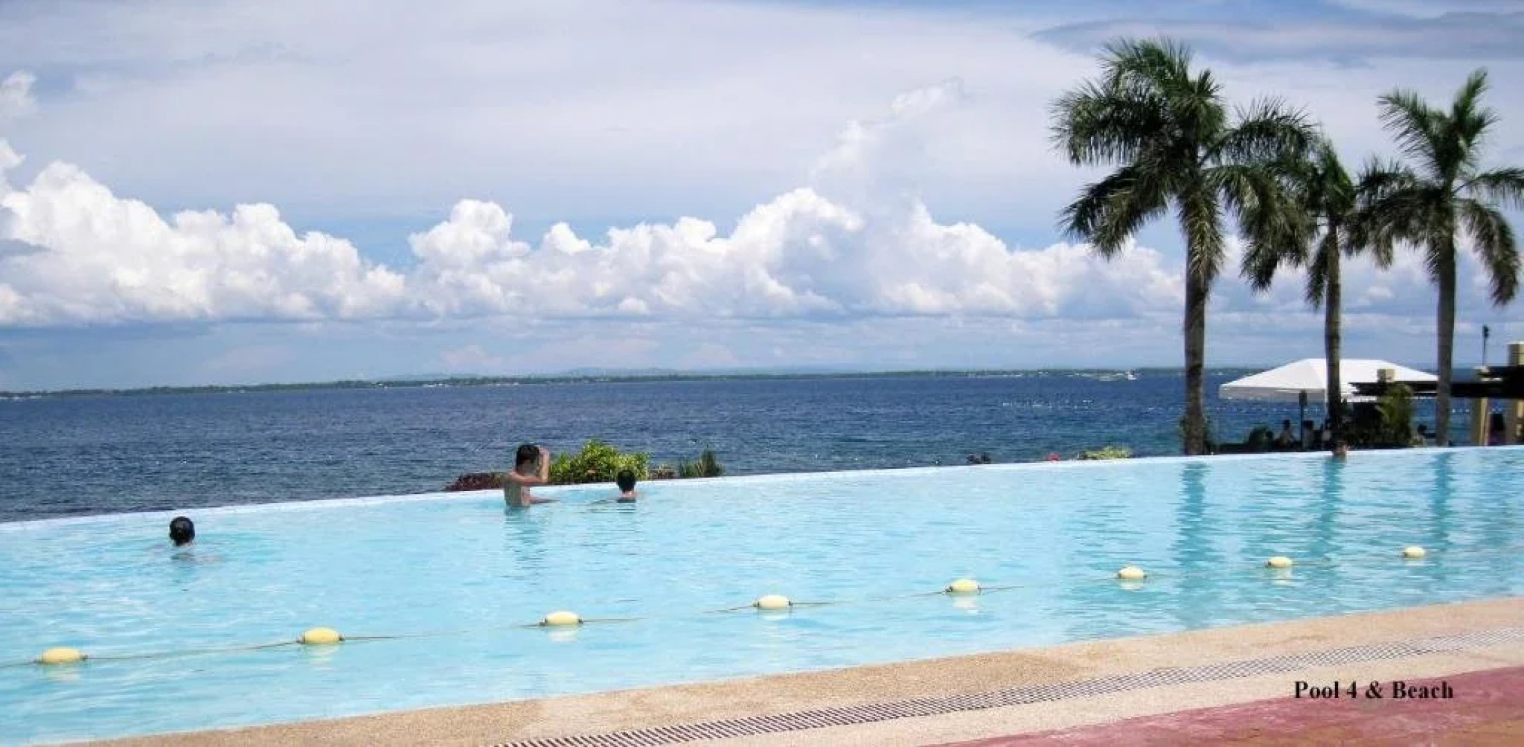 La Mirada Residences