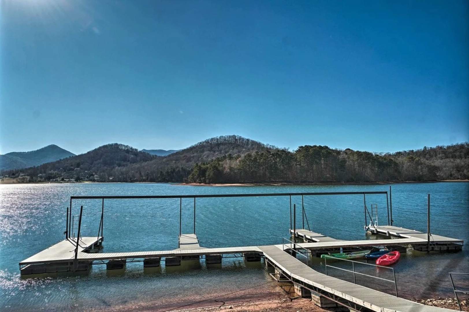 Townhome w/ Fire Pit & Boat Dock: Pets Welcome!