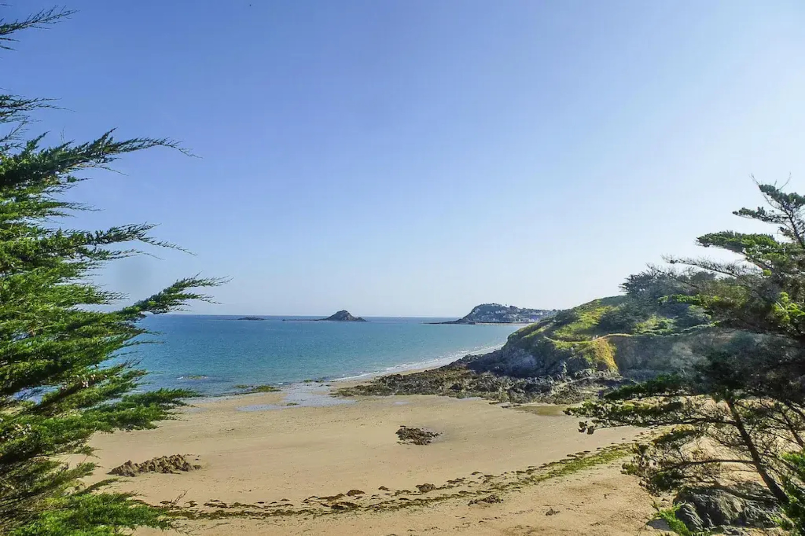 House on Emerald Coast Near Gr34 Trail