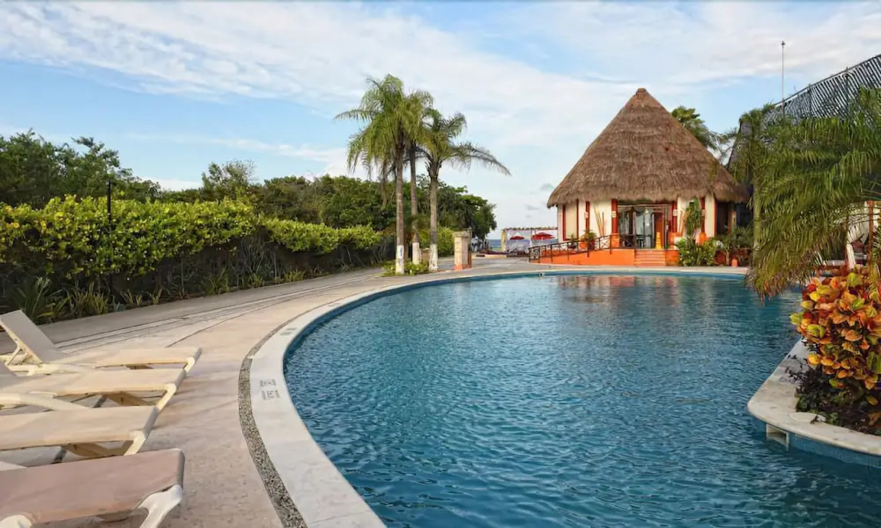 Tropical Location Riviera Maya