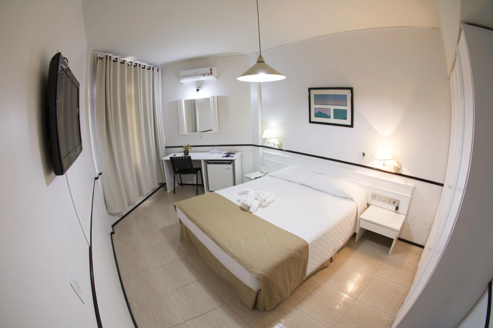 Harbor Querência Hotel