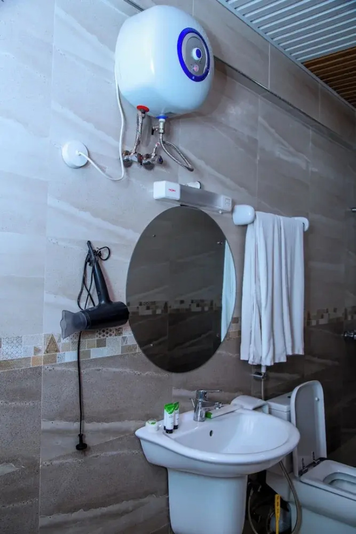 Midland Inn View Hotel