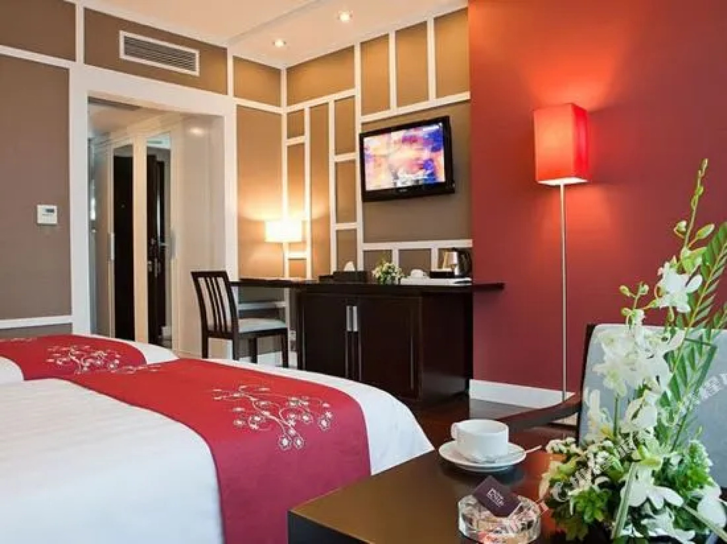 Royal Lotus Hotel
