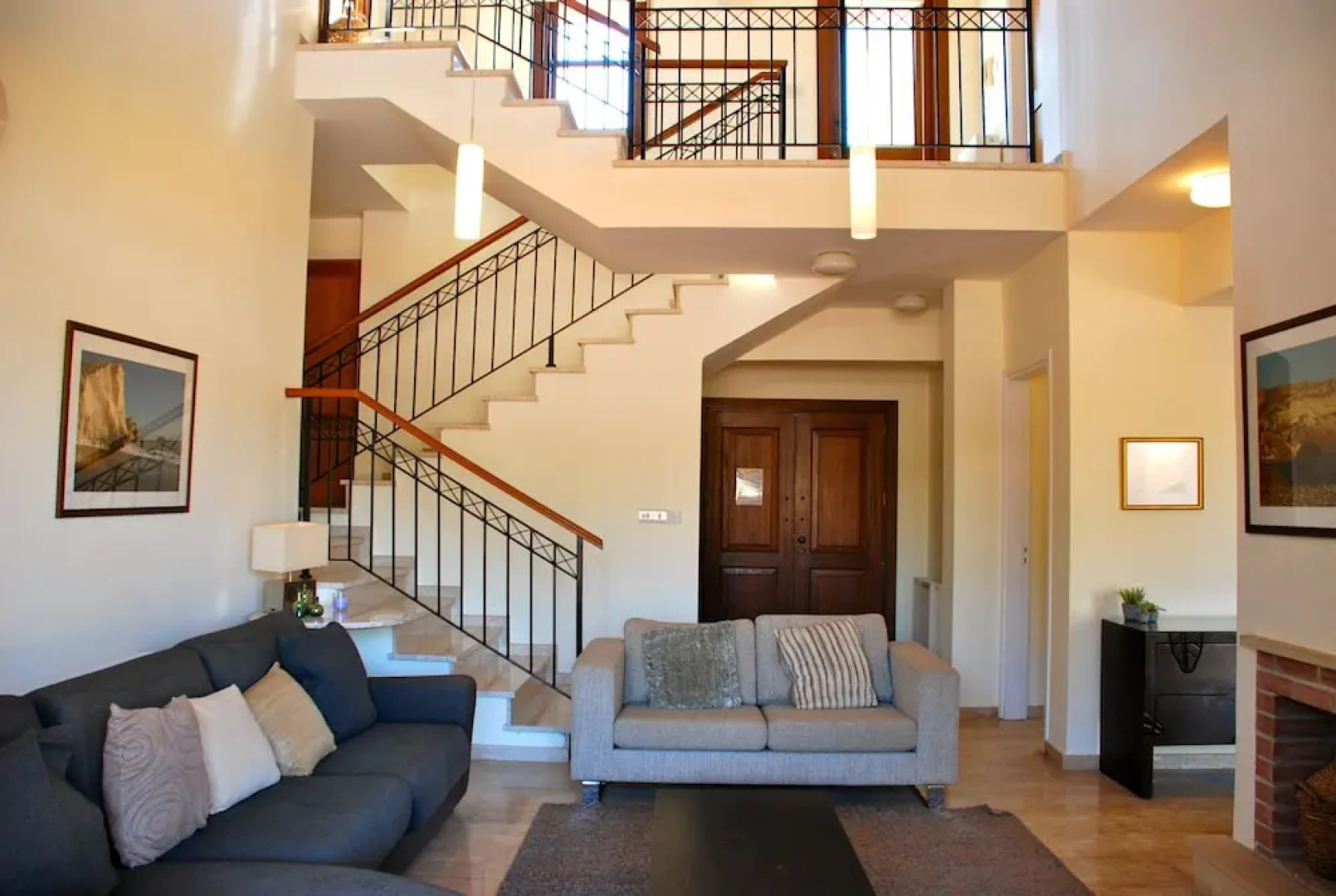 Villa 32 - Limni