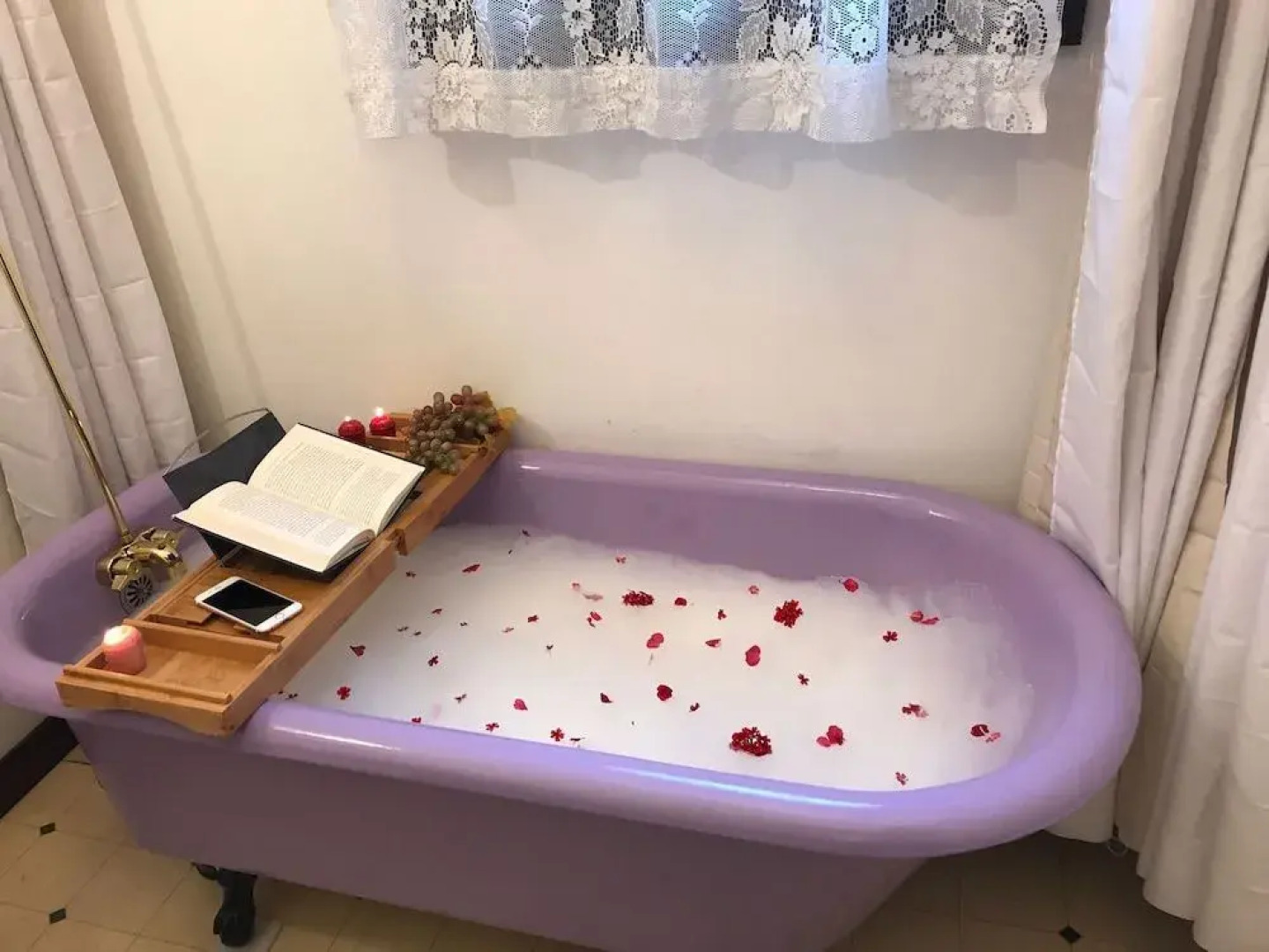 Grand Gables Inn Bed & Breakfast