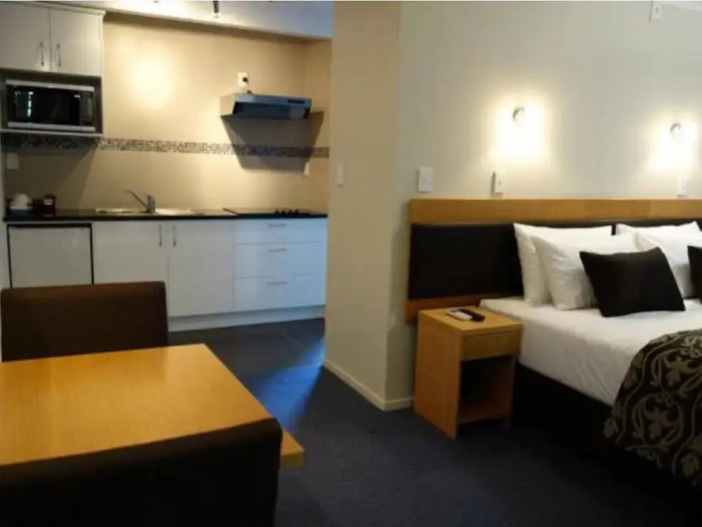 Parakai Springs Lodge