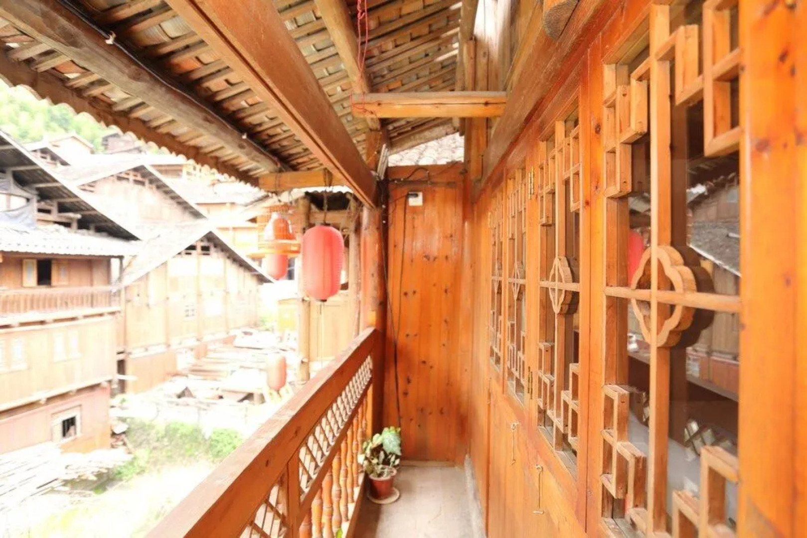 JOMO Inn Liping Branch