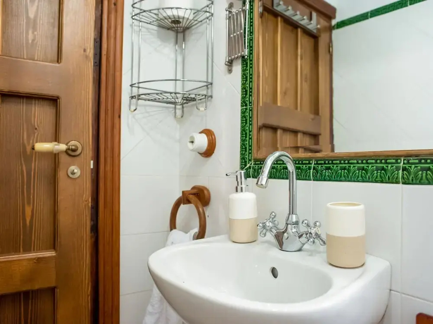 Cozy Cottage in El Padul With Swimming Pool