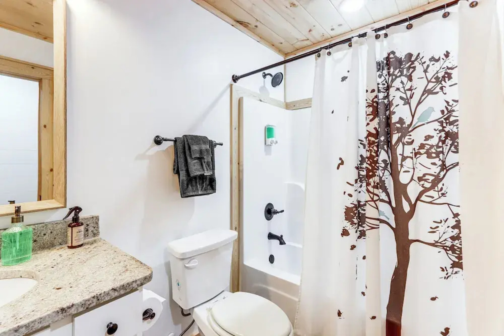 Mccaysville Cabin: Fire Pit, BBQ + More!