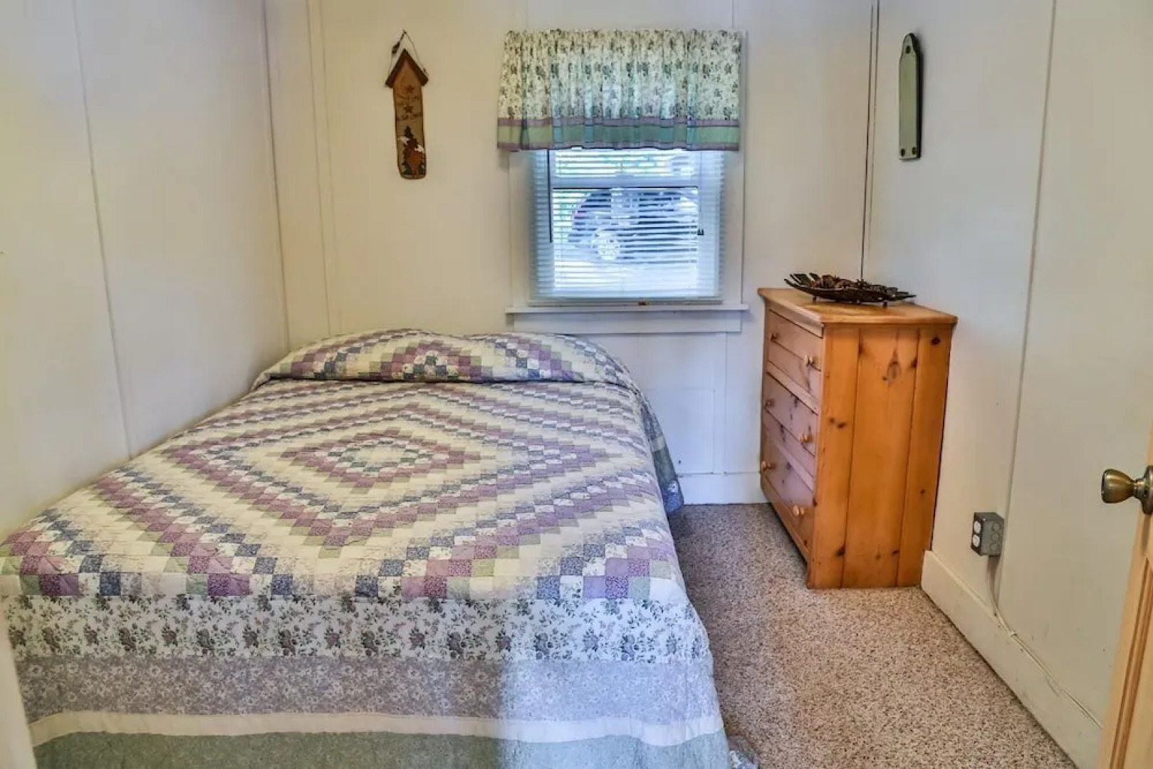 8017 Paton Rd - 2 Br Cottage