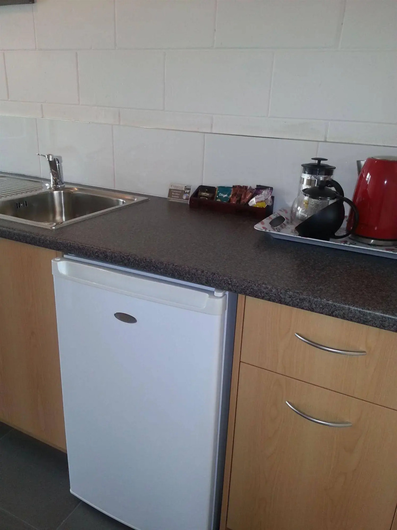 Cobblestone Court Motel – Wenzel Motels