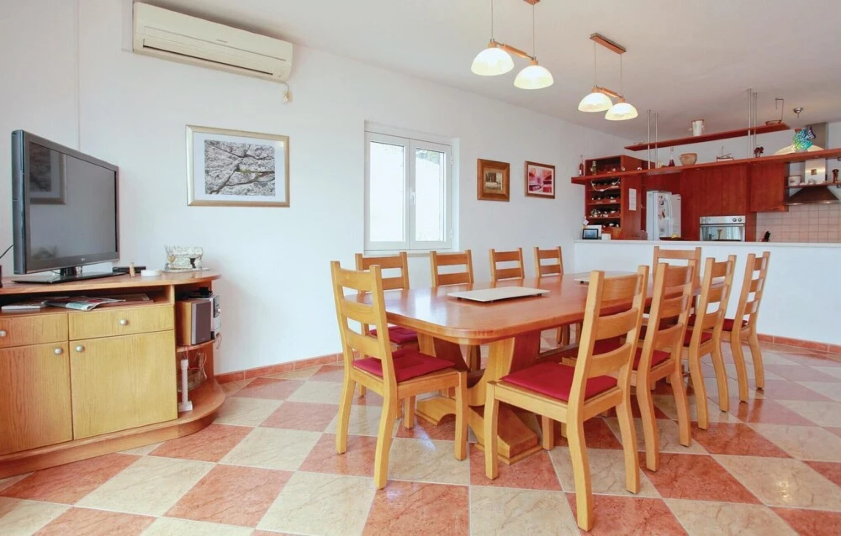 Amazing Apartment in Zrnovo With 3 Bedrooms and Wifi