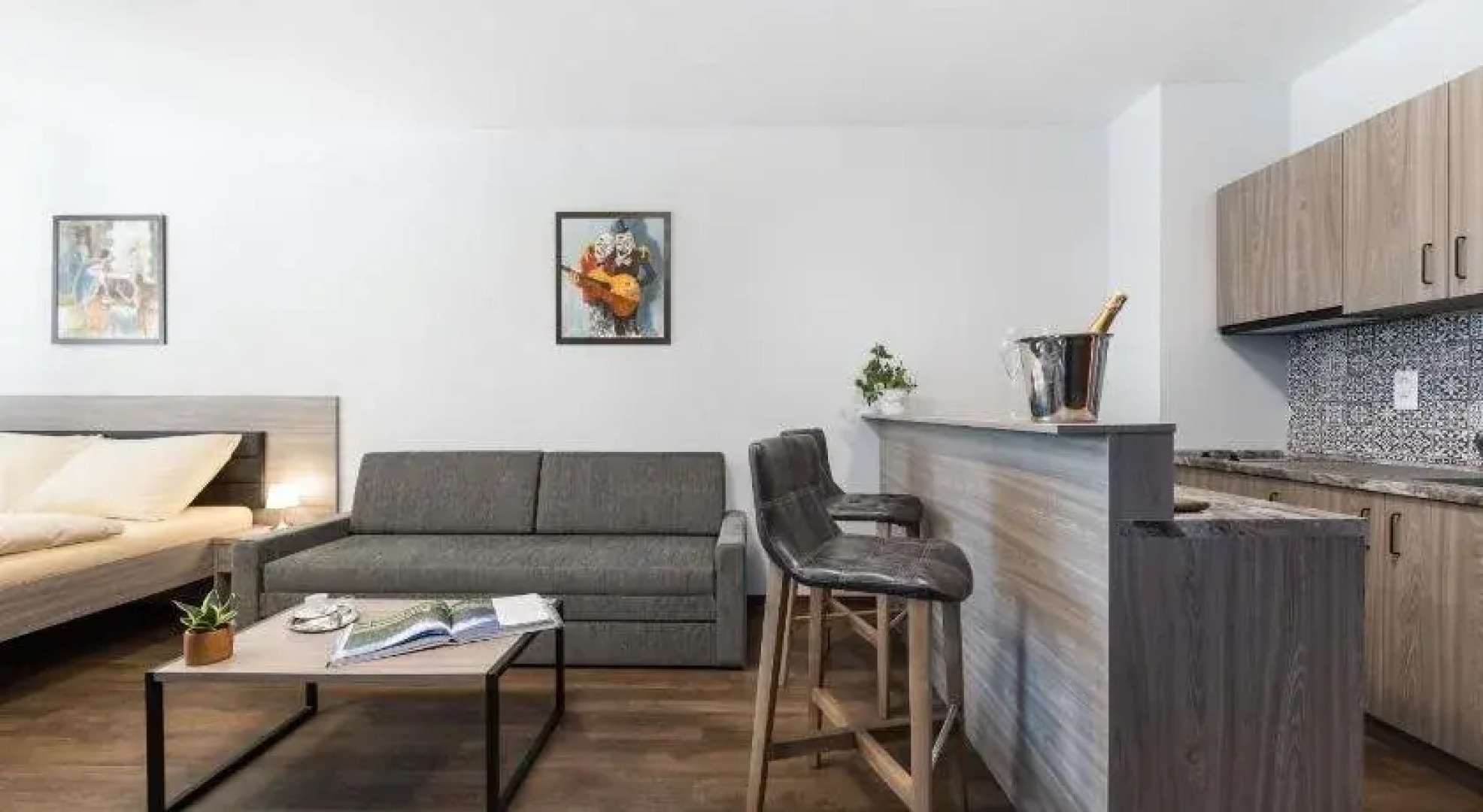 Barok Hotel and Apartments